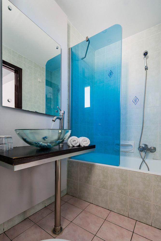 Hotell Afandou Beach 3*