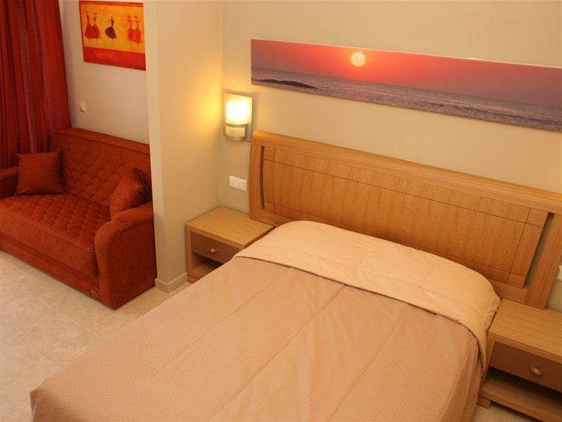 Hotell Afandou Beach 3*